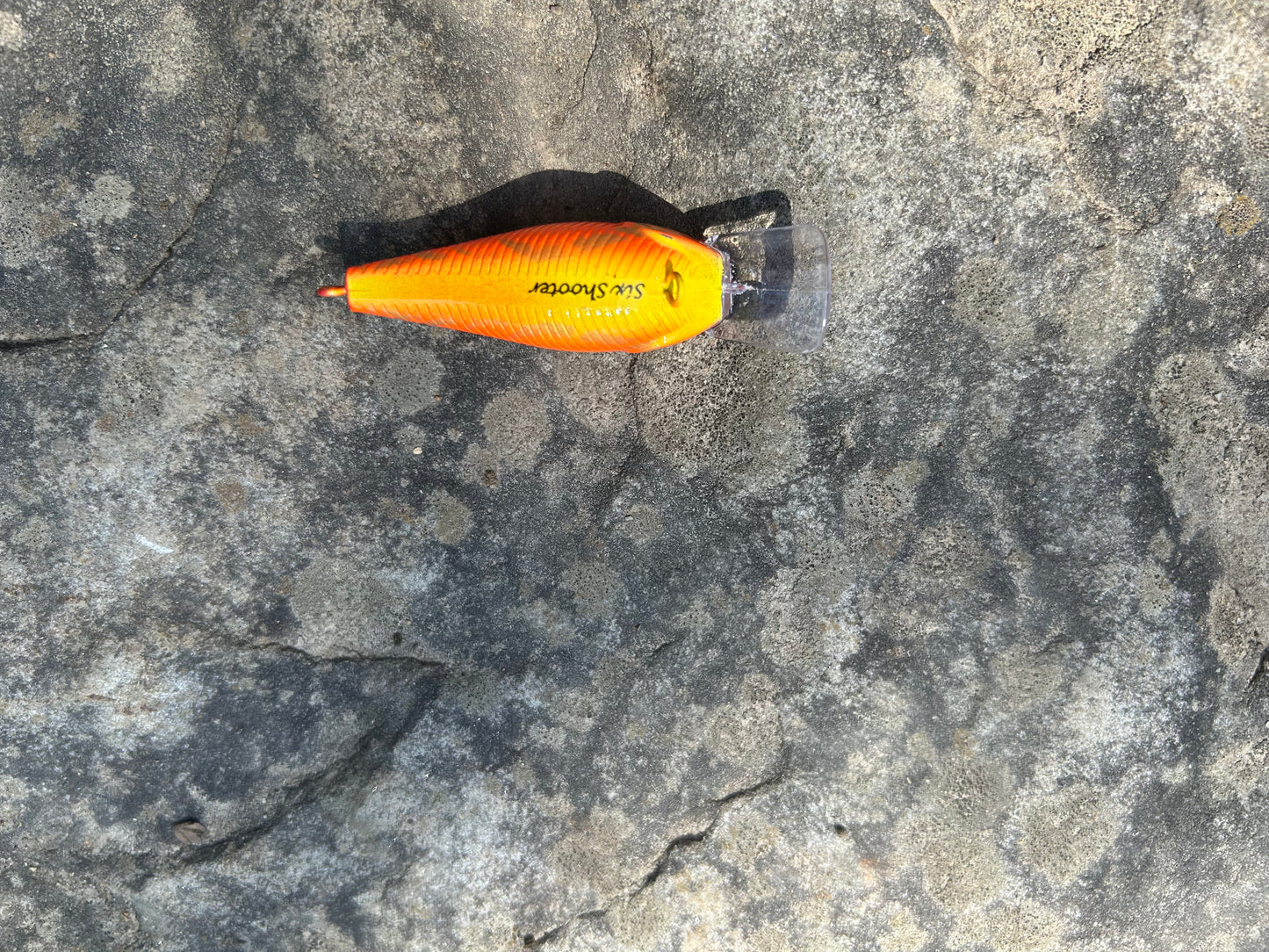 Red craw 1.5 square bill