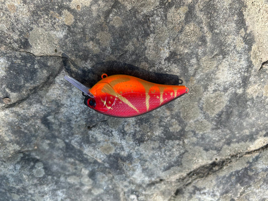Red craw 2.5 square bill